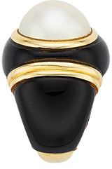 Black Onyx, Mabe Pearl, Gold Ring