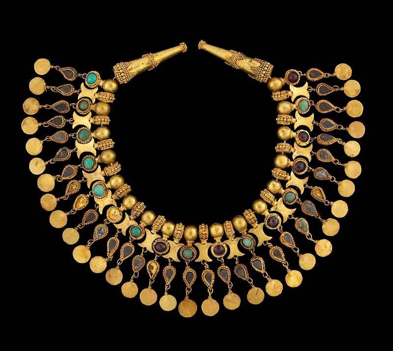 A Brief History of Jewellery