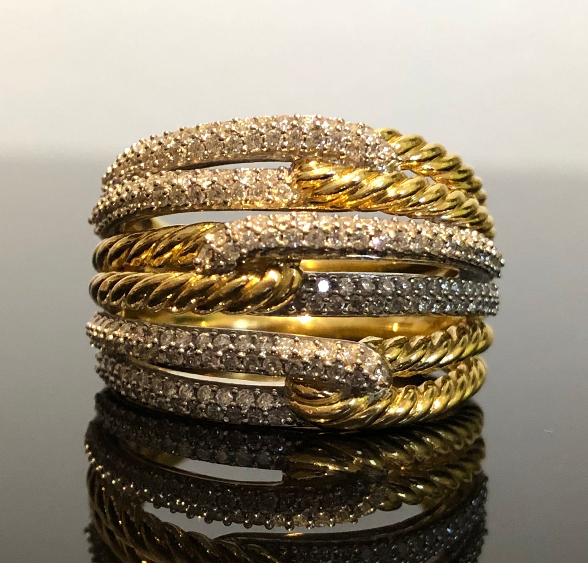 David Yurman Labyrinth Triple-Loop Ring with Diamonds in 18K Gold